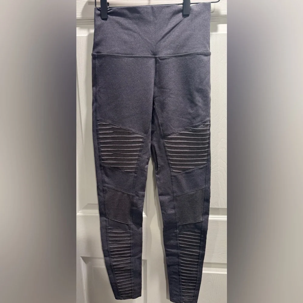 Alo Yoga Moto Leggings High Waist Ribbed Panel-Size Medium - Picture 3 of 9